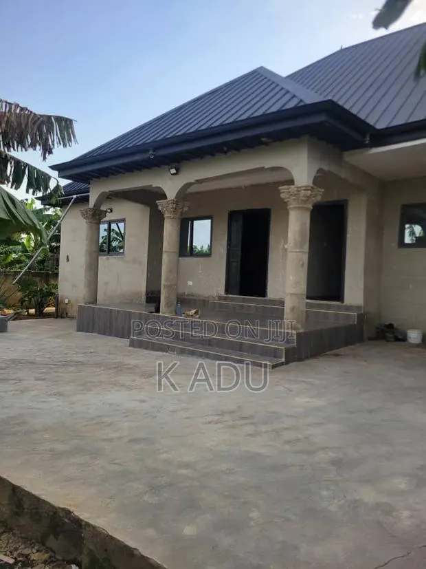3bdrm House in Asante Akim Central Municipal for rent · Photo 1