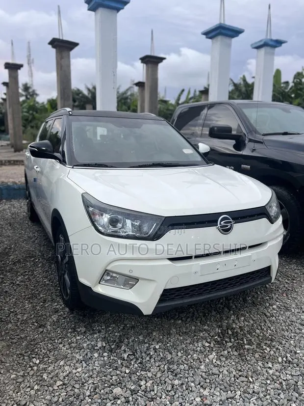 SsangYong Kyron 2017 White · Photo 1