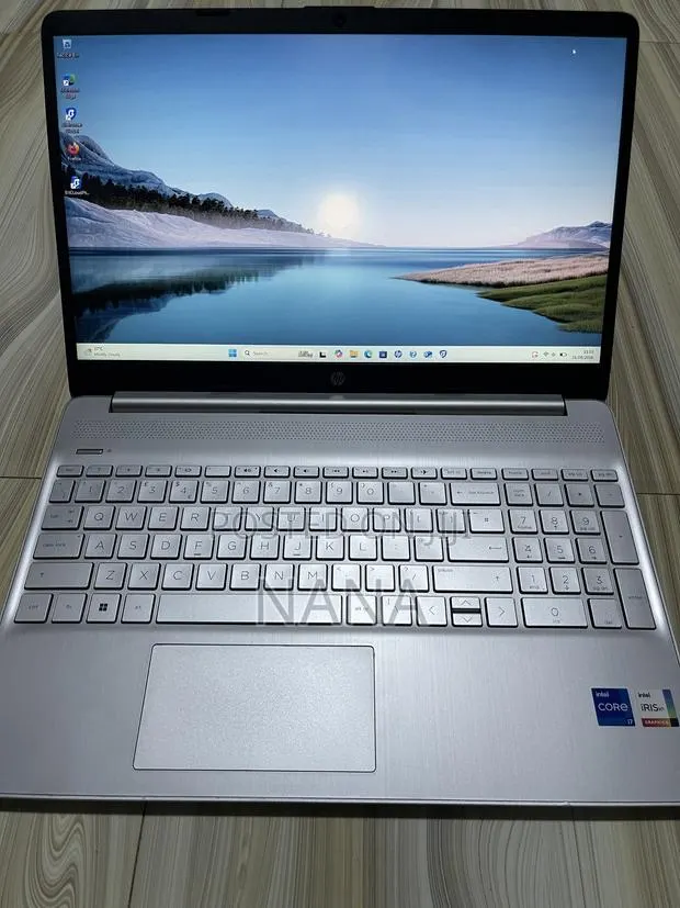 Laptop HP 15s 20GB Intel Core i7 SSD 512GB · Photo 1