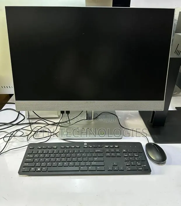 Desktop Computer HP EliteOne 800 16GB Intel Core I5 SSD 256GB · Photo 1