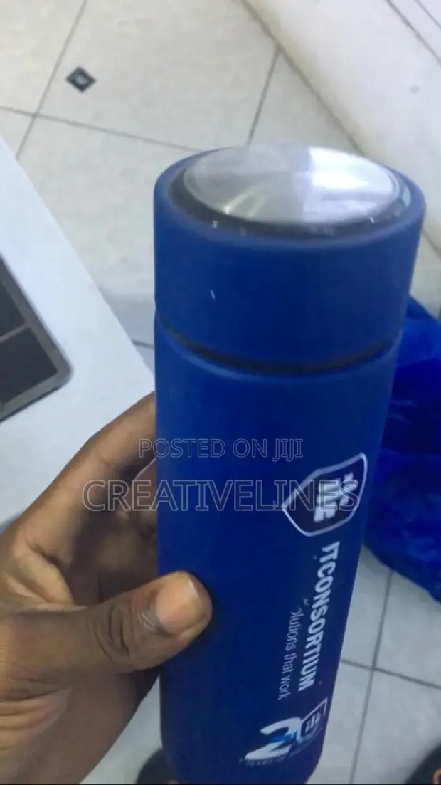 Customised Water Bottles · Photo 1