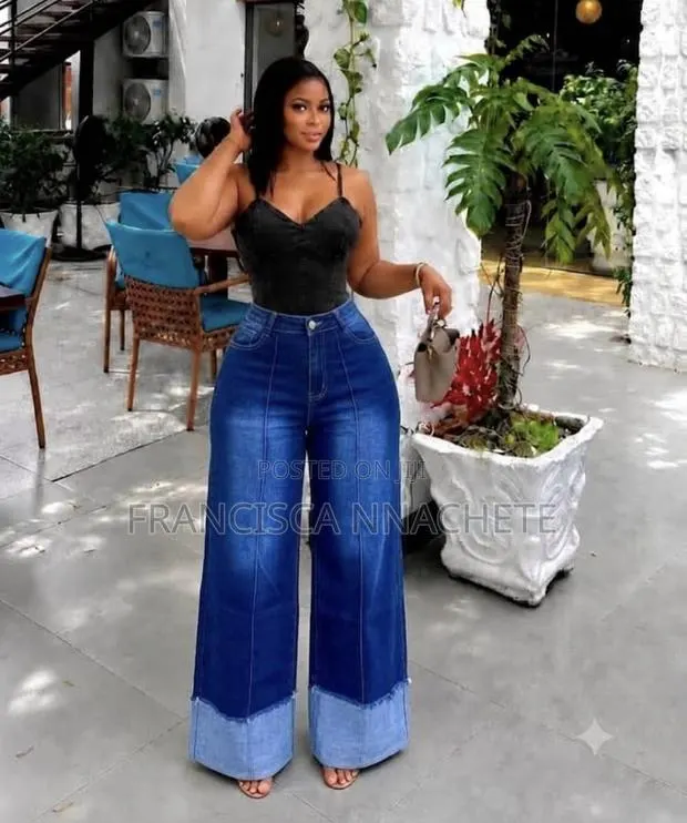 Ladies Jeans · Photo 1
