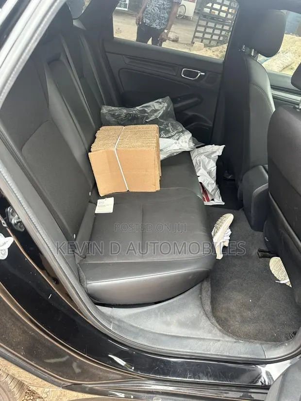 Honda Civic Sport CVT 2025 Black · Photo 1