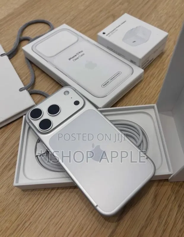 Apple iPhone 17 Pro Max 512 GB Silver · Photo 1