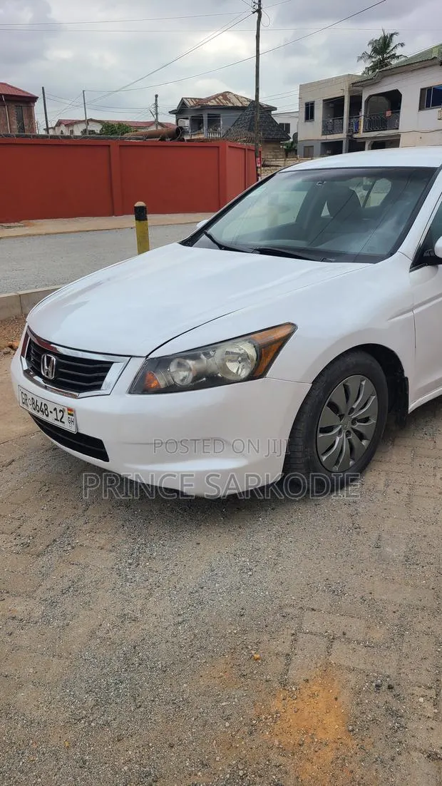 Honda Accord 2.4 i-VTEC Exec Automatic 2009 White · Photo 1