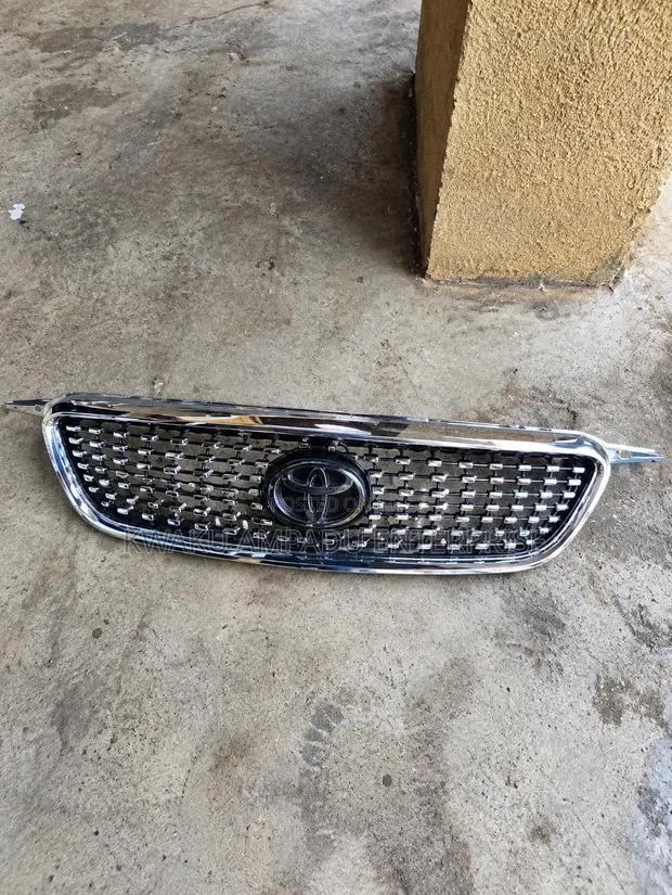 Toyota Corolla Chrome Mesh Front Grille (2003–2008) · Photo 1
