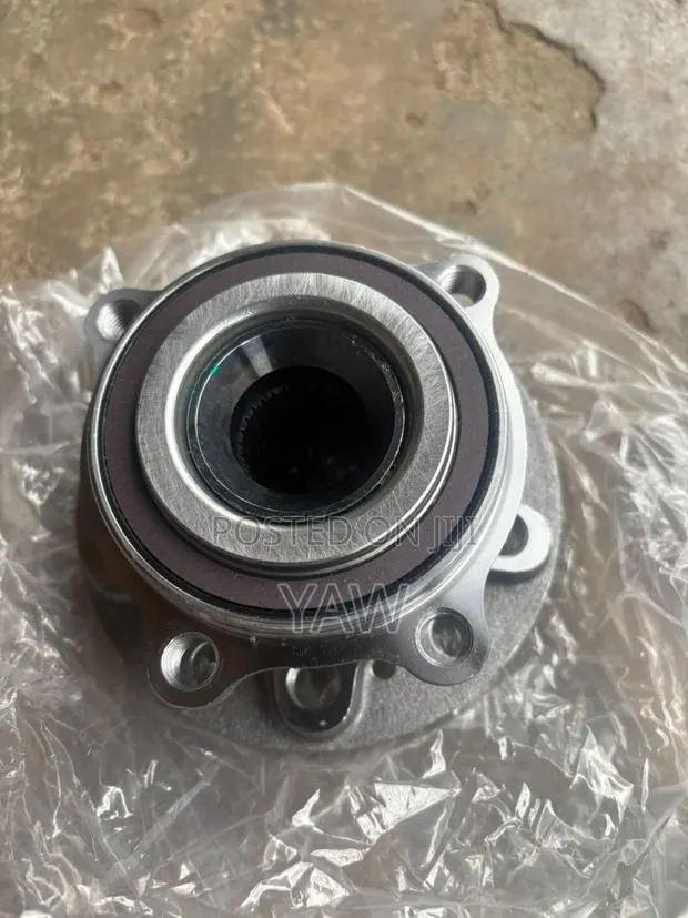 Mercedes -Benz Gle W166 450 2017-2020 Front Hub and Back Hub · Photo 1