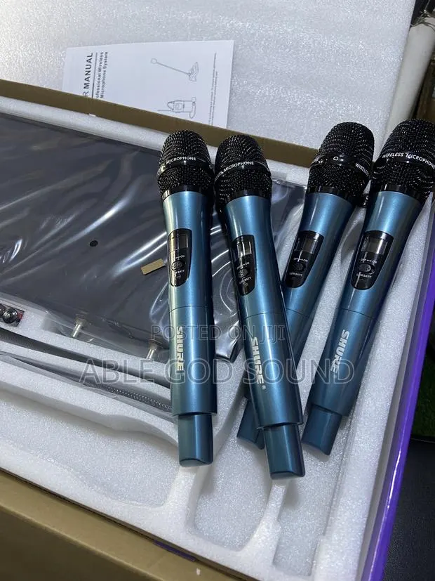 U-6600 Shure Wireless 4 in 1 Microphone · Photo 1