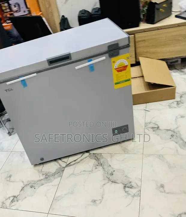 Original Grey TCL 200l F257cfsl Chest Freezer · Photo 1