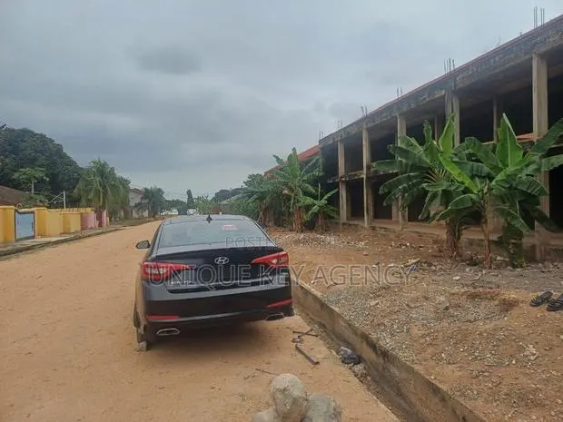 Land for Sale in Achimota · Photo 1