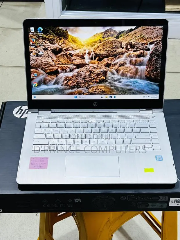 Laptop HP Pavilion 14 x360 2-in-1 8GB Intel Core i5 HDD 1T · Photo 1