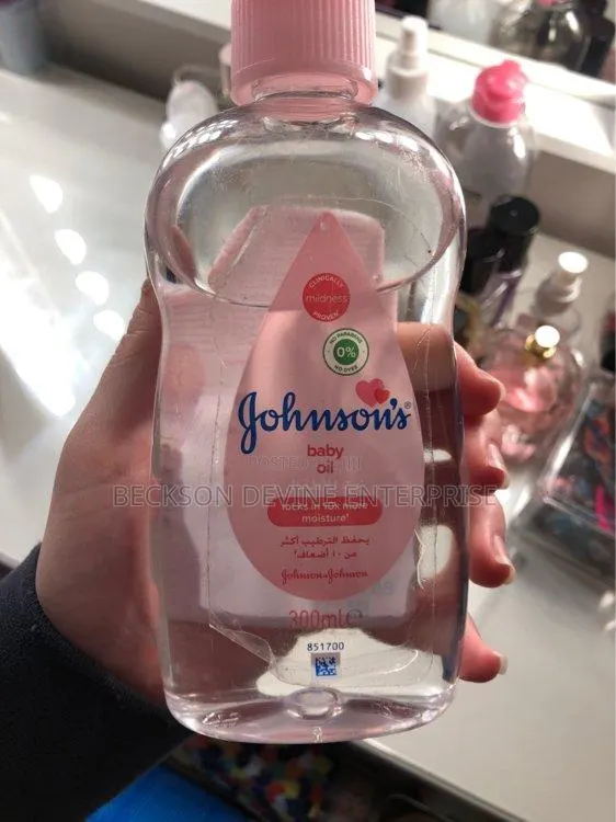 Johnson's Baby Oil 300ml · Photo 1