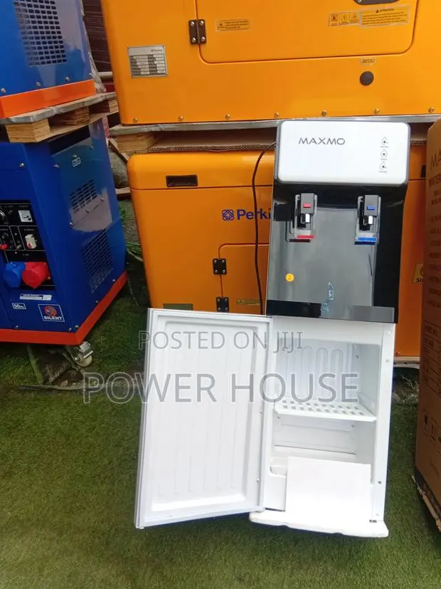 Maxmo Water Dispenser – Cool Water When You Need It · Photo 1