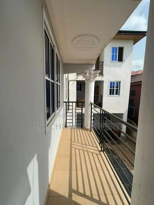 2bdrm Apartment in Pantang Pnt, Oyarifa Mall Area for rent · Photo 1