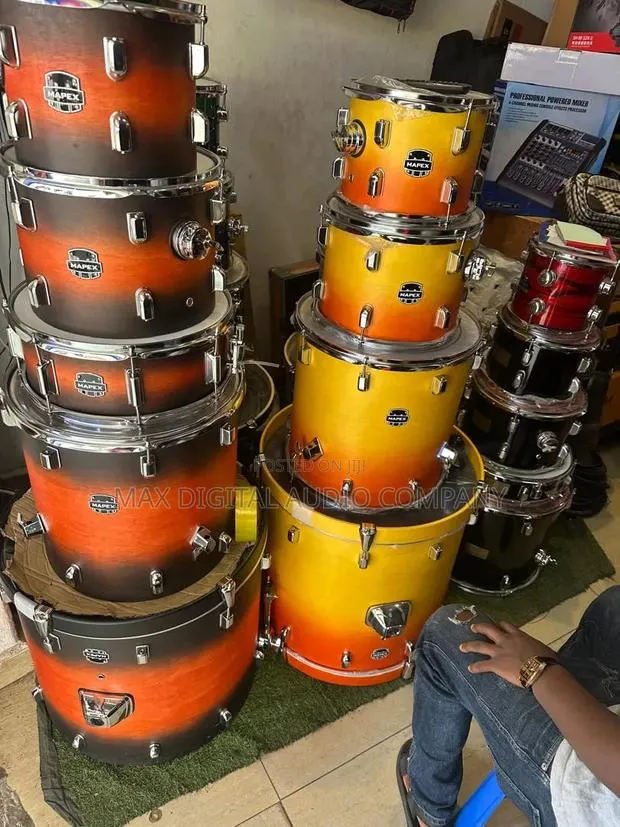 Mapex Drums Set · Photo 1