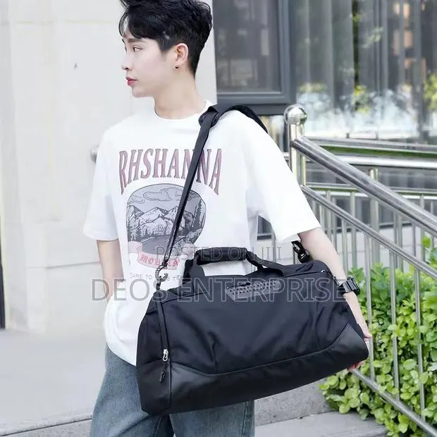 Nylon Quality Gym Sport Bag for Sport Vacation · Photo 1