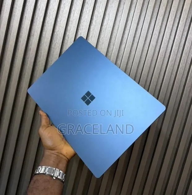 Laptop Microsoft Surface Laptop 3 8GB Intel Core i7 SSD 256GB · Photo 1