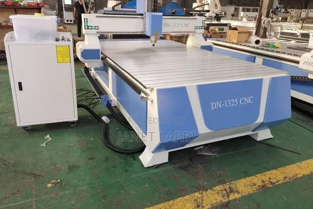 CNC Router Machine · Photo 1