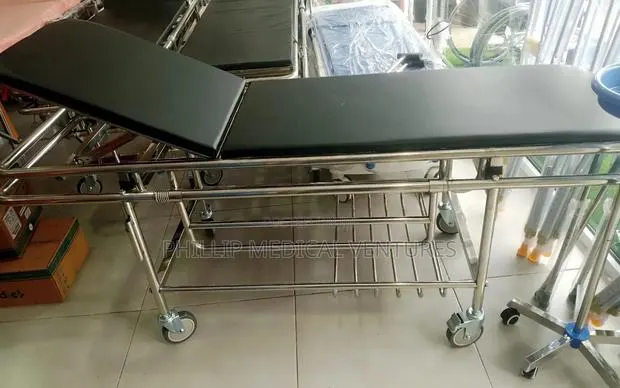 Patient Trolley · Photo 1