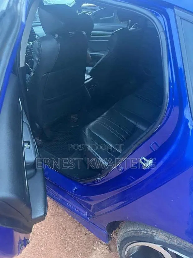 Honda Accord 2018 Blue · Photo 1