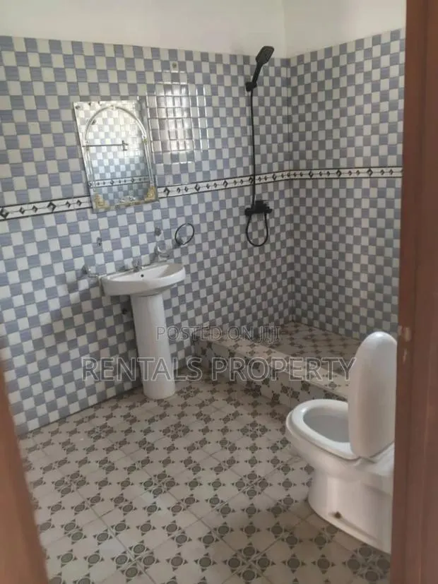 2bdrm House in Amrahia for rent · Photo 1