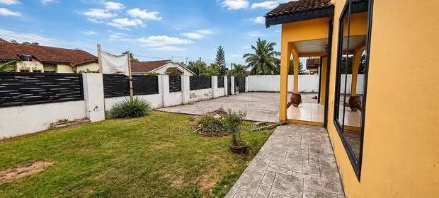 6bdrm House in Emefs Hillview, Community 25 for sale · Photo 1
