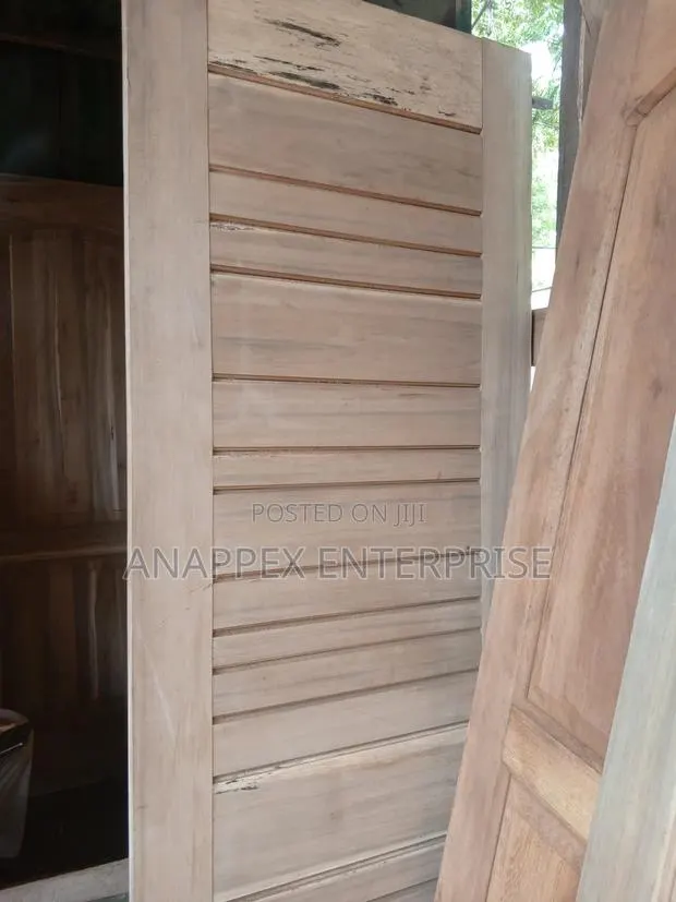 Quality Wooden Doors for Bedrooms and Washrooms. · Photo 1