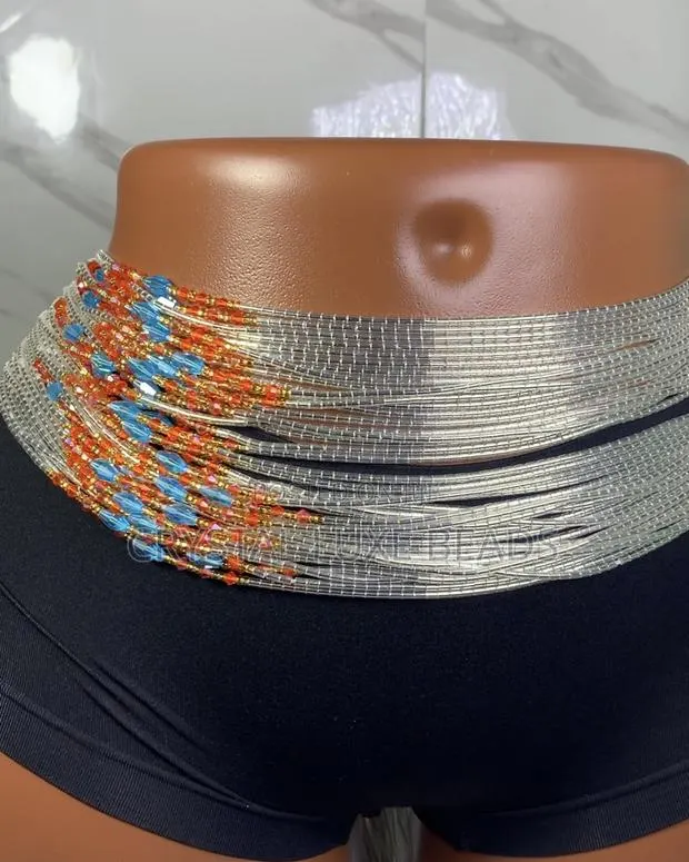 Sisi Tia Waist Beads in Sliver · Photo 1