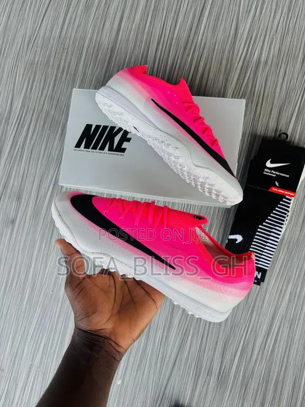 Nike Superfly 11 Gym Boot · Photo 1