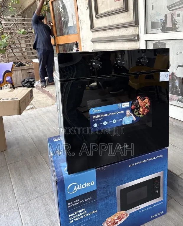 Sleek Midea 65m80m1 60cm Built in Tempered Glass Oven(Black). · Photo 1