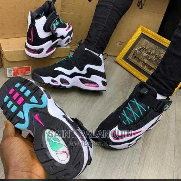 Nike Sneaker · Photo 1