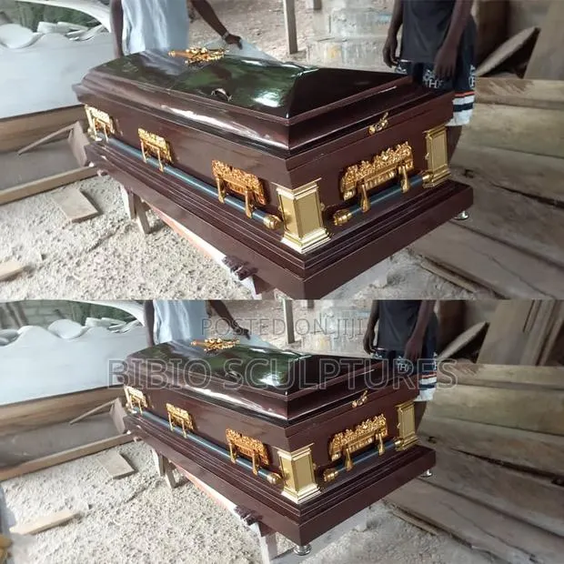 Majestic Ebony Brown Casket · Photo 1