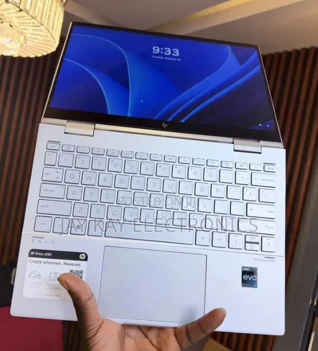 Laptop HP Envy x360 8GB Intel Core i7 SSD 512GB · Photo 1