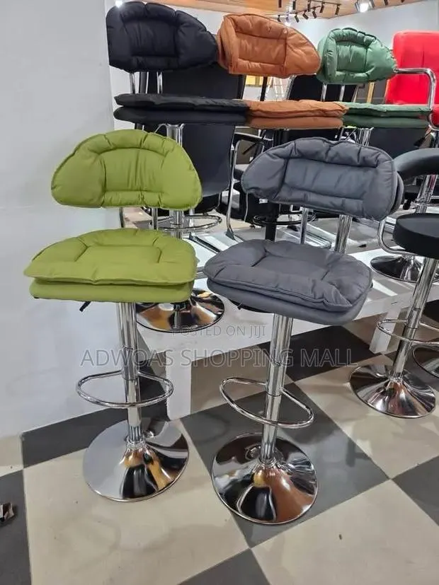 Quality Bar Chair · Photo 1