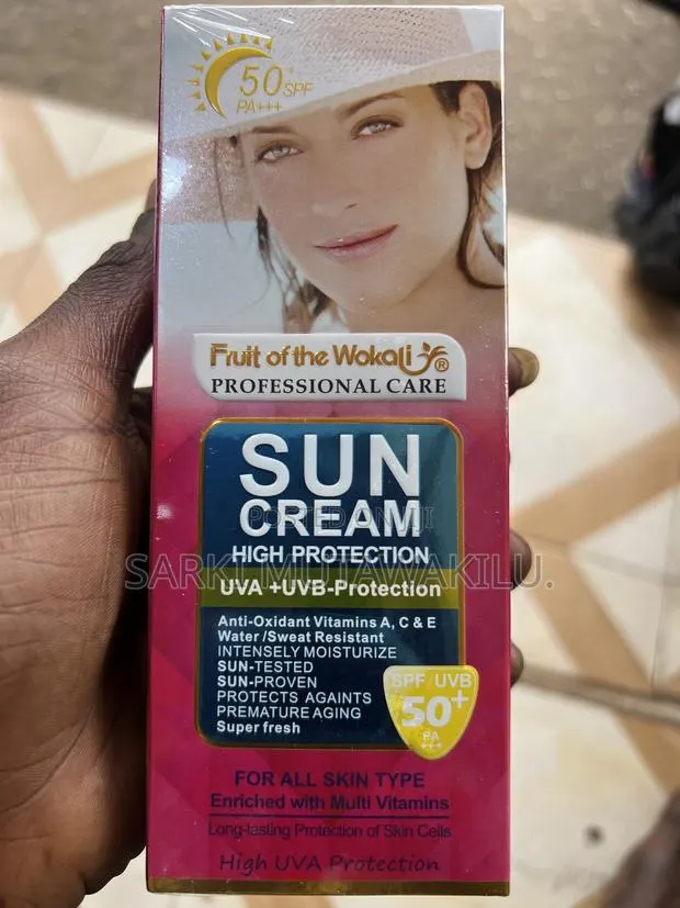 Sun Cream Protection · Photo 1