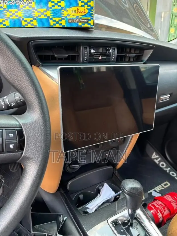 Toyota Fortuner 2015 13inches · Photo 1
