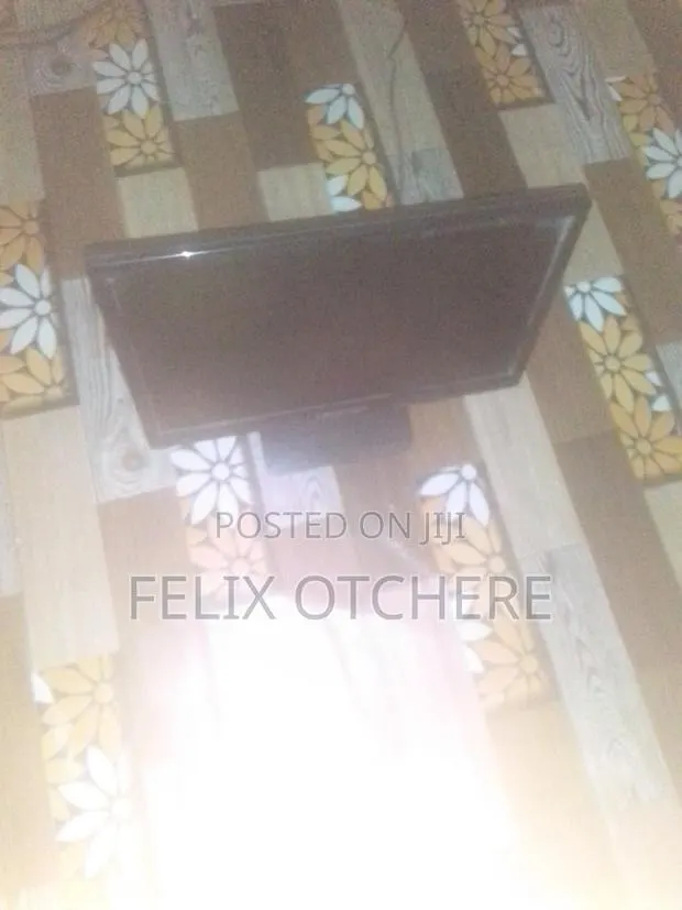 Computer Monitor for Sale. · Photo 1