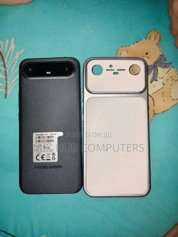 New Tecno Spark Slim 256 GB Black · Photo 1