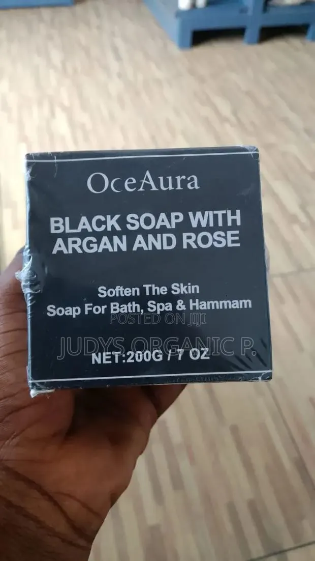 Black Soap With Argan And Rose · Photo 1