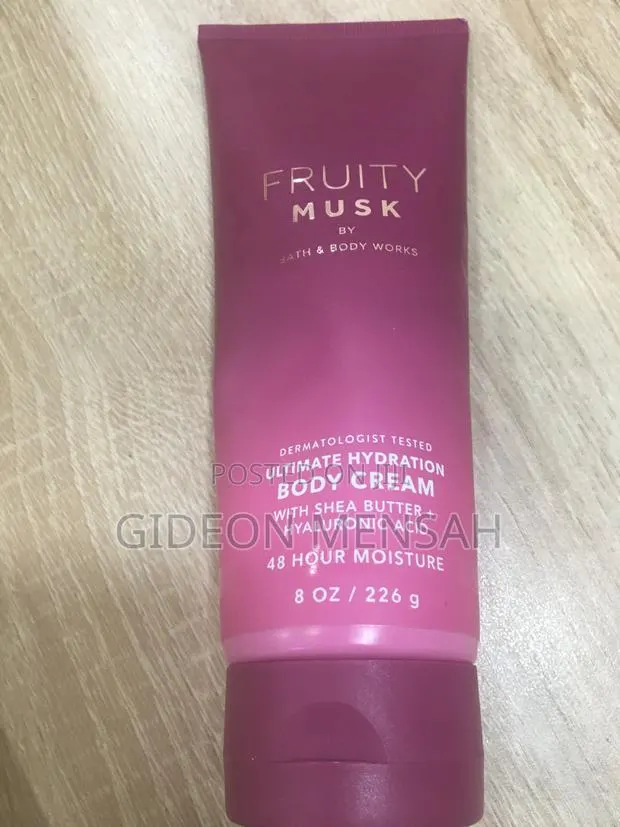 Body Lotion for Nourishment and Moisturizing · Photo 1