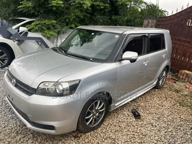 Toyota Rumion 1.5 FWD 2023 Silver · Photo 1