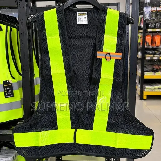 Black & Neon Green Reflective Safety Vest – Skeleton Mesh Harness · Photo 1