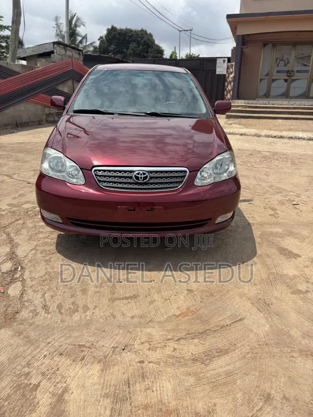 Toyota Corolla Verso 1.8 VVT-i 2008 Red · Photo 1