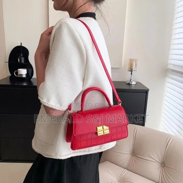 Ladies Bags · Photo 1