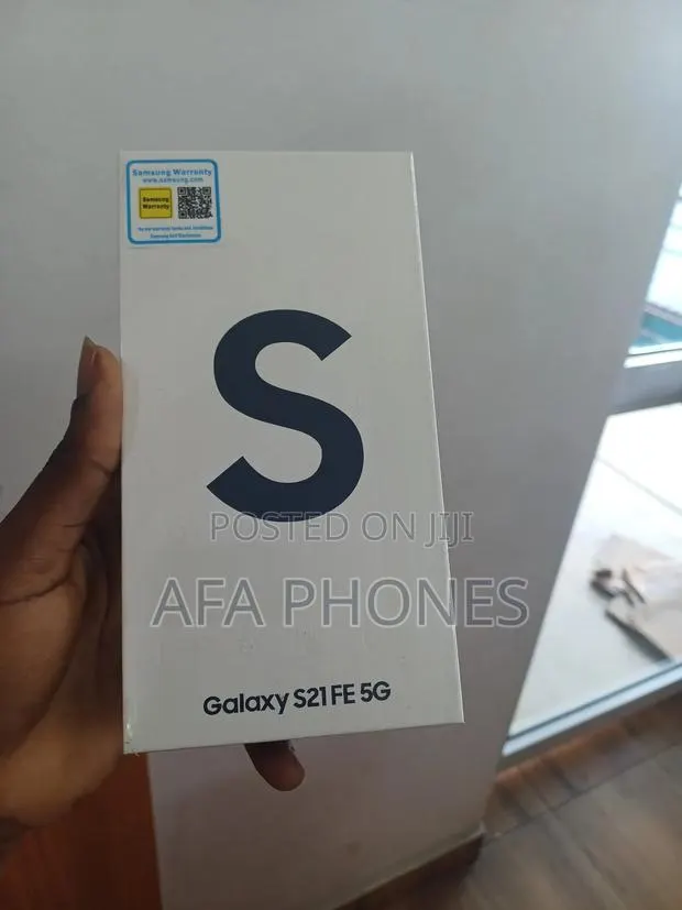 New Samsung Galaxy S21 FE 128 GB Black · Photo 1