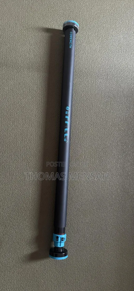 Doorway Pull-Up Bar · Photo 1
