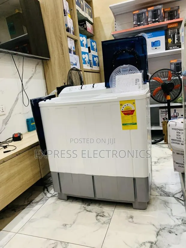 Lovely New White Semi Auto TCL 10.5hp · Photo 1