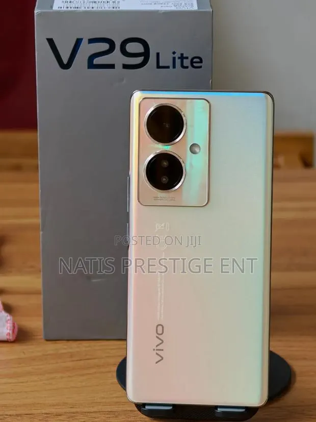 New Vivo V29 Lite 128 GB Silver · Photo 1