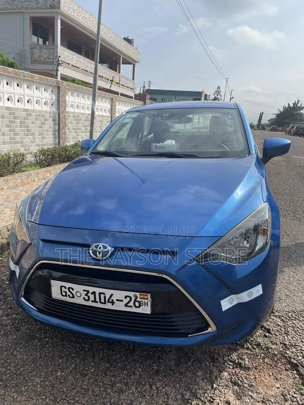 Toyota Yaris for Rent · Photo 1
