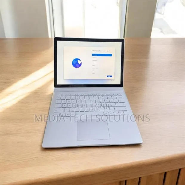 Laptop Microsoft Surface Laptop 3 32GB Intel Core 7 SSD 512GB · Photo 1